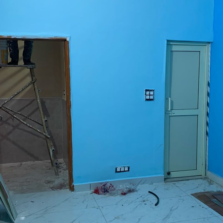 Room, baltana 3.5 Bedroom 1350 Sq.Ft. Independent House In Baltana Zirakpur 9710883