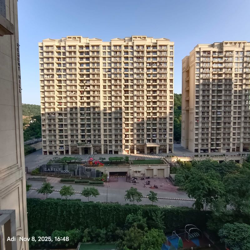 1 BHK Apartment For Rent in Hiranandani Regent Hill