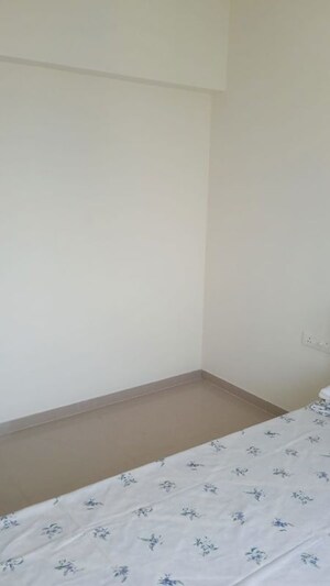 Room in 6+ BHK Apartment at RNA 360, Worli – for Sale