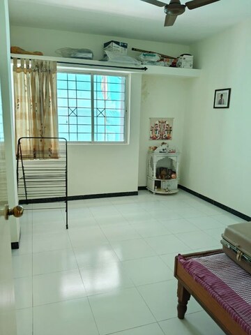 Room in 3 BHK Penthouse at Spring Meadows Co Operative Hosing Society, Pimple Nilakh – for Sale