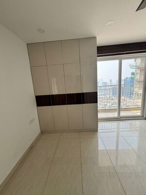 Room in 3 BHK Apartment at Lansum Etania, Gachibowli – for Rent