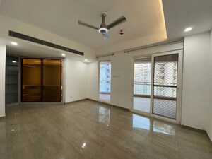 3 BHK Apartment For Rent in Kalpataru Vista, Sector 128
