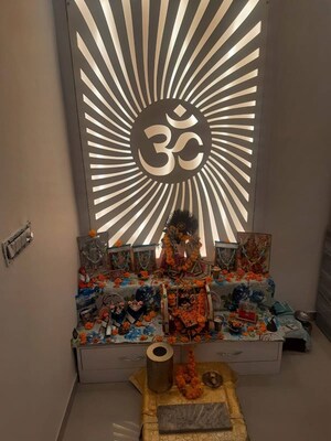 Furnished Amenities in 3.5 BHK Apartment at Windsor Paradise 2, Raj Nagar Extension – for Sale