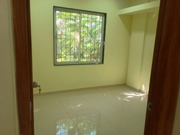 Room, sun city 2 Bedroom 760 Sq.Ft. Apartment In Sun City Pune 9732386