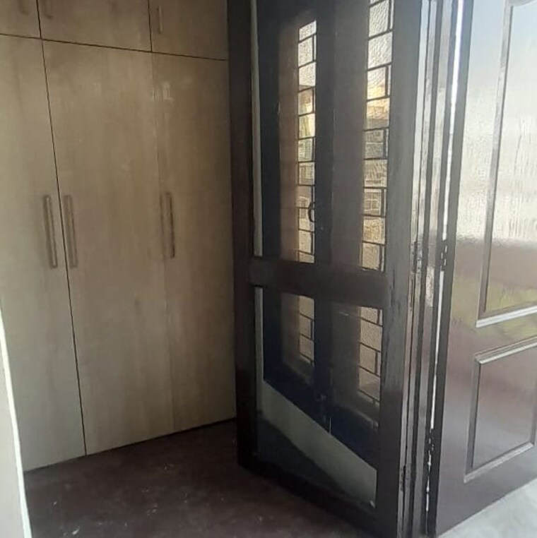 Bathroom, charms-solitaire-ghaziabad 2 Bedroom 1250 Sq.Ft. Apartment In Ahinsa Khand 2 Ghaziabad 9732411