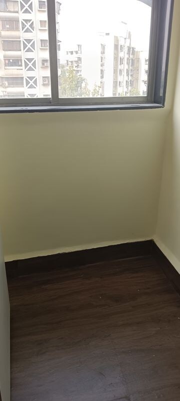 Room in 1 BHK Apartment at Savera CHS Andheri, Andheri West – for Rent