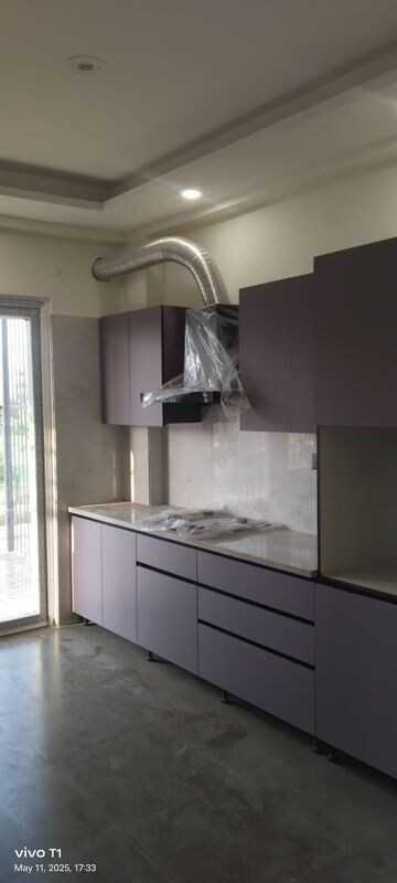 Kitchen in 3 BHK Builder Floor at Ansal Versalia Phase A2, Sector 67a – for Sale