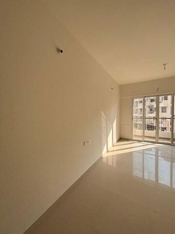 Room in 2 BHK Apartment at K Raheja Sterling, Mohammadwadi – for Sale