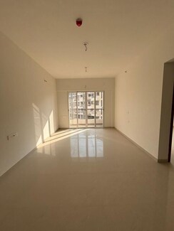 2 BHK Apartment For Sale in K Raheja Sterling