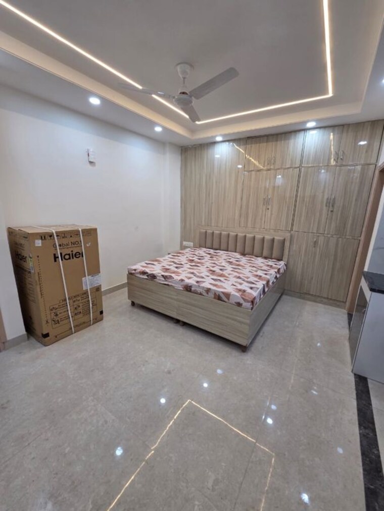 Bedroom, ss-mayfield-gardens 1 Bedroom 450 Sq.Ft. Builder Floor In Sector 51 Gurgaon 9720471