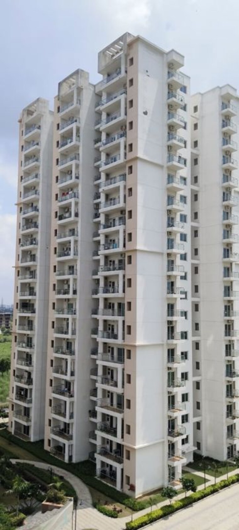 Exterior View, shree-vardhman-victoria 3.5 Bedroom 1950 Sq.Ft. Apartment In Sector 70 Gurgaon 9732548
