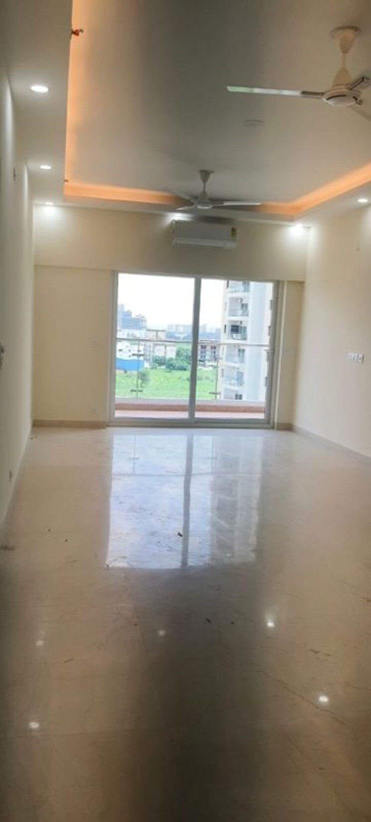Room, shree-vardhman-victoria 3.5 Bedroom 1950 Sq.Ft. Apartment In Sector 70 Gurgaon 9732548