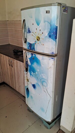 Furnished Amenities in 3 BHK Apartment at Rishabh Cloud 9, Sector 1 Vaishali – for Rent