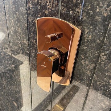 Furnished Amenities in 3 BHK Builder Floor at Bptp Astaire GardeN-Monet Floors, Sector 70a – for Sale