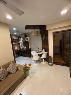 1 BHK Apartment For Sale in Evershine Millennium Paradise