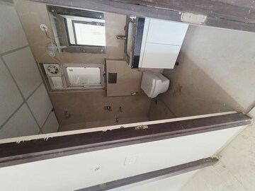 Furnished Amenities in 3.5 BHK Apartment at Rishita Manhattan, Gomti Nagar – for Sale