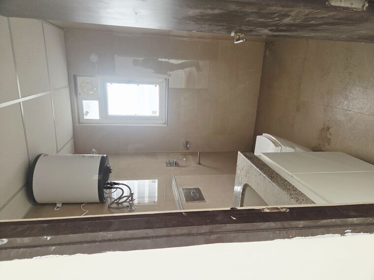 Bathroom, rishita-manhattan 3.5 Bedroom 1810 Sq.Ft. Apartment In Gomti Nagar Lucknow 9732749