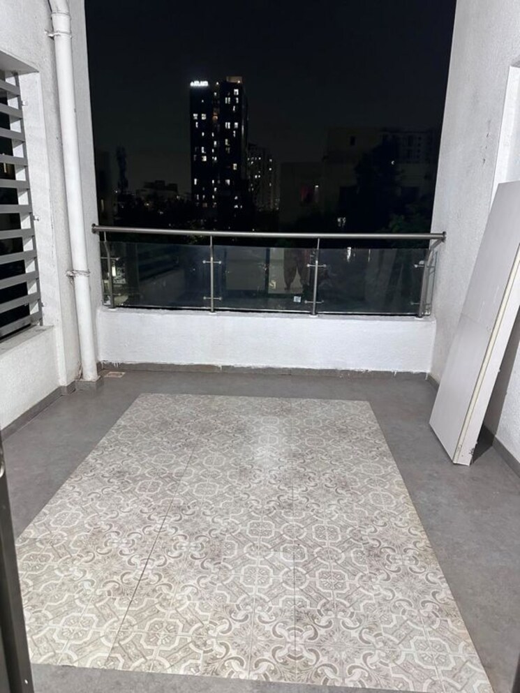 Balcony, favolosa 2 Bedroom 811 Sq.Ft. Apartment In Balewadi Pune 9732829