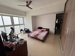 Room in  Pg at Parel – for Rent