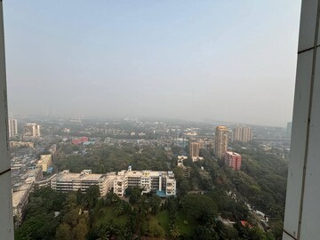 Room in  Pg at Parel – for Rent