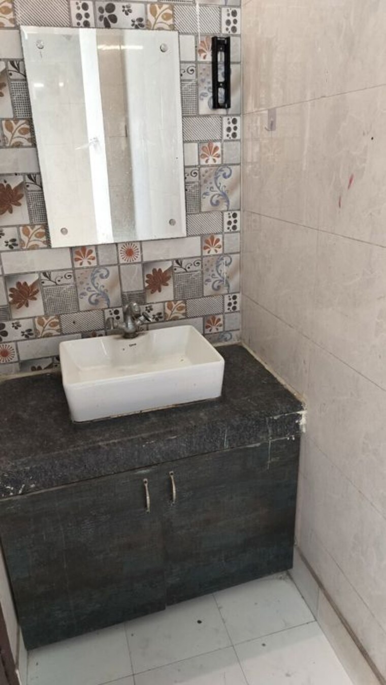 Kitchen, neb sarai 2 Bedroom 1000 Sq.Ft. Builder Floor In Neb Sarai Delhi 9732847