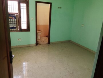 Room in 2 BHK Apartment at Maya Garden City, Lohgarh – for Rent