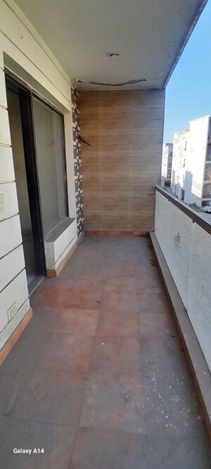 2 BHK Apartment For Rent in Maya Garden City, Lohgarh