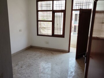 Room in 2 BHK Apartment at Maya Garden City, Lohgarh – for Rent