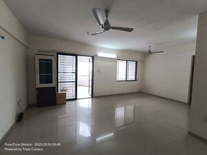 Room in 3 BHK Apartment at Majestique Signature Towers, Balewadi – for Rent
