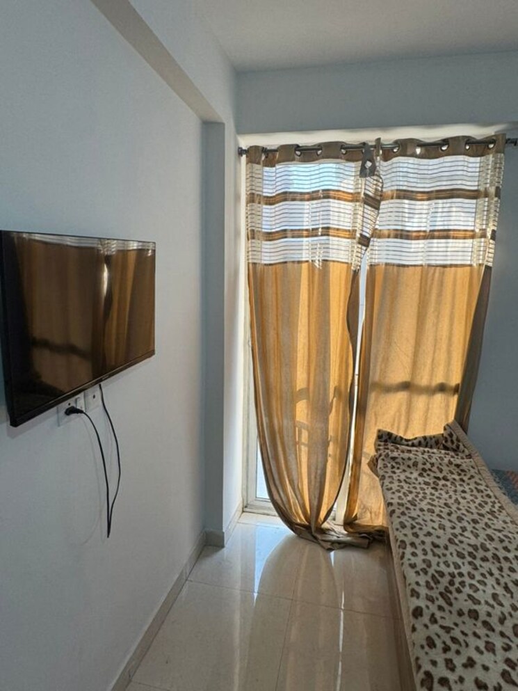 Master Bedroom, signature-global-andour-height 1 Bedroom 400 Sq.Ft. Apartment In Sector 71 Gurgaon 9732889