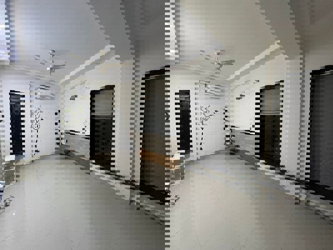 5 BHK + Pooja Room,Servant Room,Study Room,Extra Room,Basement,Store Room 2850 Sq.Ft. Apartment in Adarsh CHS Oshiwara