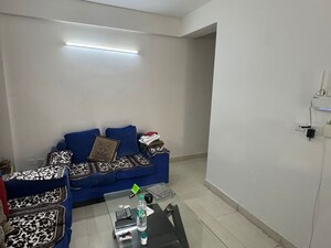 Furnished Amenities in 1 BHK Apartment at Signature Global Andour Height, Sector 71 – for Rent