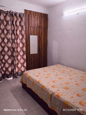 Bedroom in 2 BHK Apartment at Signature Global Andour Height, Sector 71 – for Rent