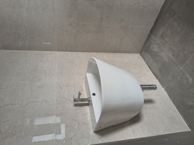 Bathroom, luis-apartment 2 Bedroom 1150 Sq.Ft. Apartment In Dadar West Mumbai 9733029