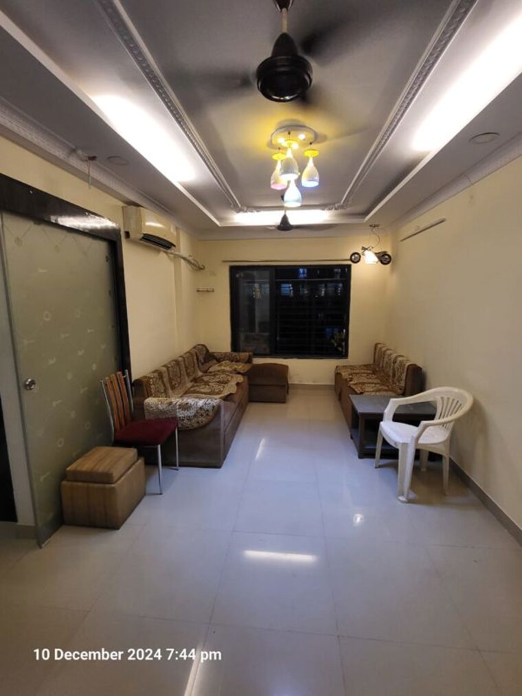 Living Room, oberoi-realty-park-view 4 Bedroom 2160 Sq.Ft. Apartment In Kandivali East Mumbai 9733039