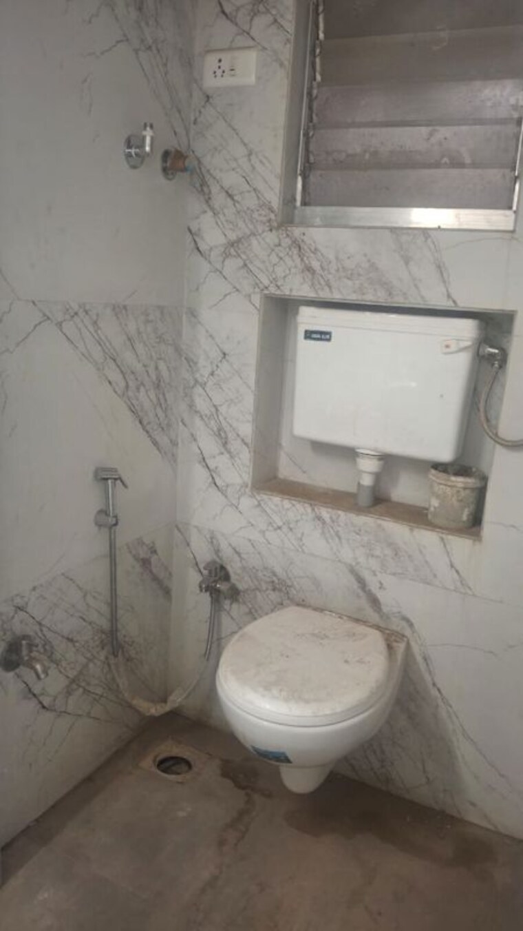 Bathroom, lodha-woods 4 Bedroom 1511 Sq.Ft. Apartment In Kandivali East Mumbai 9733015