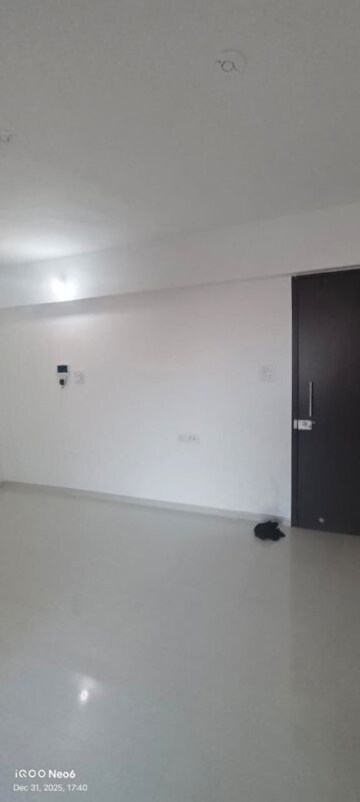 Room in 3 BHK Apartment at Angal Palazzo Apartment, Balewadi – for Rent