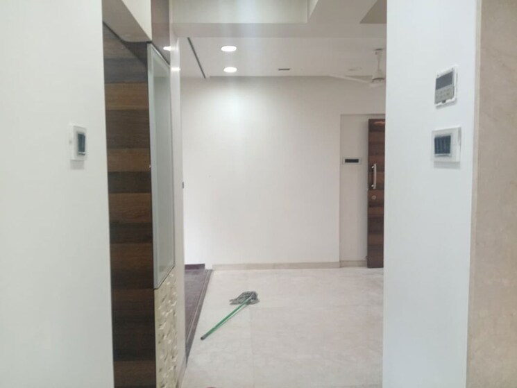 Bathroom, atul-blue-fortuna 4 Bedroom 1400 Sq.Ft. Apartment In Andheri East Mumbai 9732913
