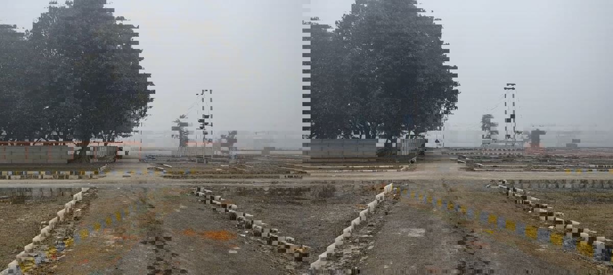 Plot For Sale in Priyanka Properties 