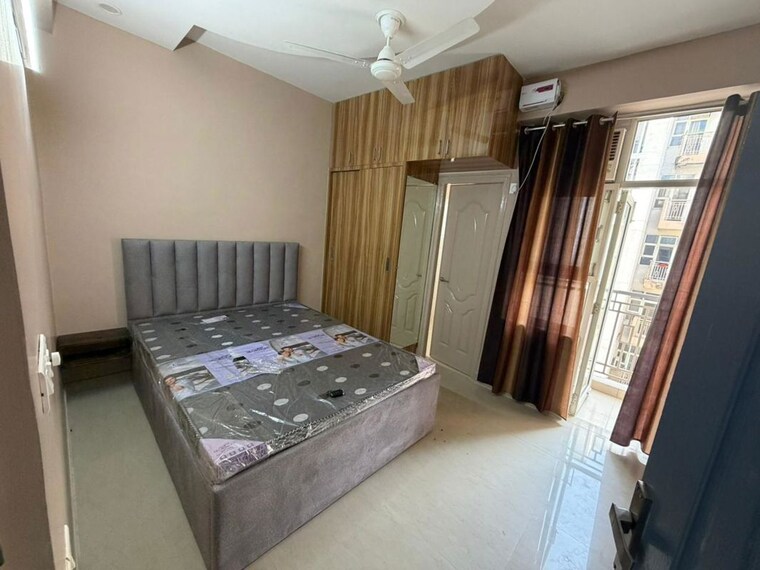 Bedroom, shree-vardhman-mantra 2 Bedroom 800 Sq.Ft. Apartment In Sector 67 Gurgaon 9733330