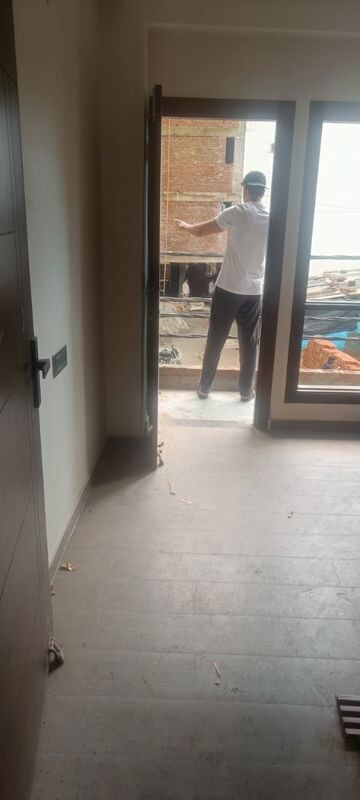 Parking in 1 BHK Apartment at Kings Tower Sector 49, Sector 49 – for Sale