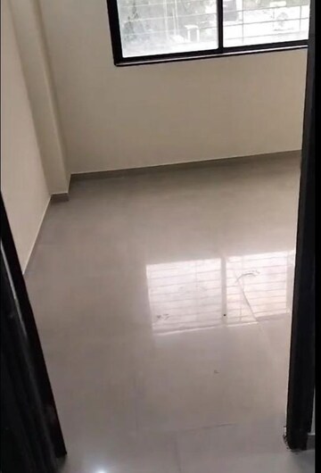 Room in 4 BHK Apartment at Godrej Platinum, Alipore – for Sale