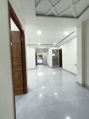 Building Lobby in 3 BHK Apartment at Alkapoor – for Sale