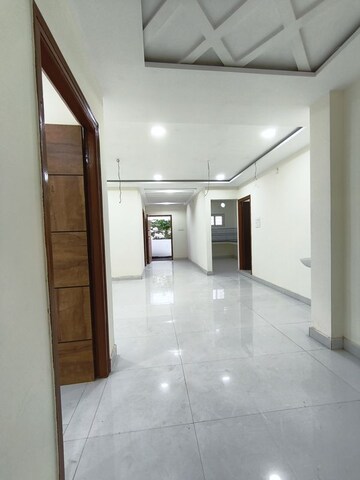 Building Lobby in 3 BHK Apartment at Alkapoor – for Sale