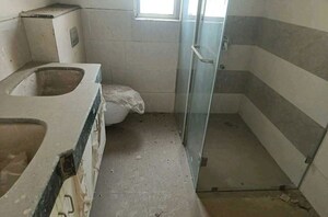 Bathroom in 3 BHK Apartment at Jaypee Greens Knight Court, Sector 128 – for Sale