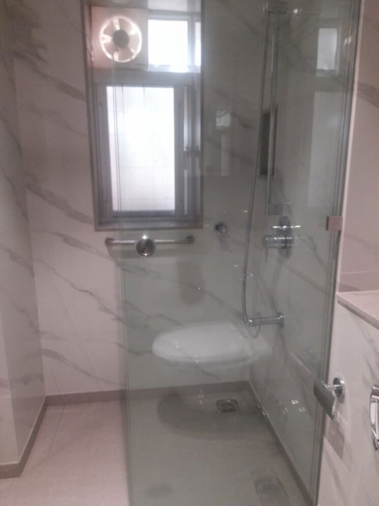 Bathroom, raheja-skylark-apartment 4 Bedroom 1965 Sq.Ft. Apartment In Bandra West Mumbai 9733607