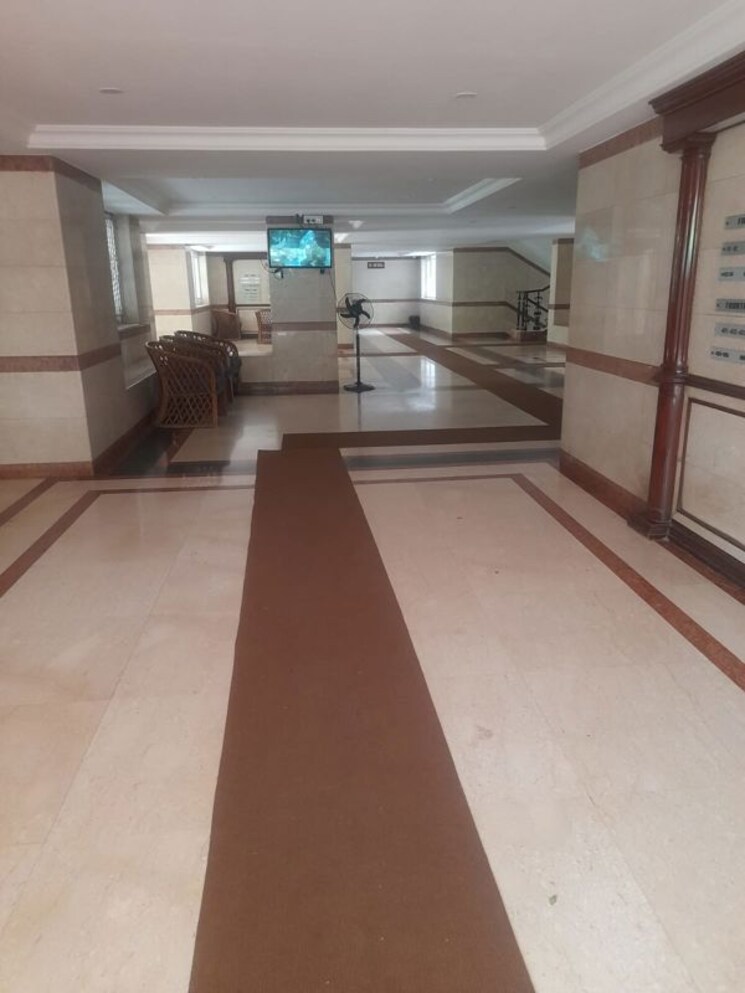 Kitchen, raheja-skylark-apartment 4 Bedroom 1965 Sq.Ft. Apartment In Bandra West Mumbai 9733607