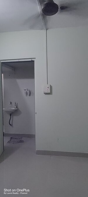 Furnished Amenities in 1 BHK Apartment at Mahalaxmi CHS Worli, Worli – for Rent