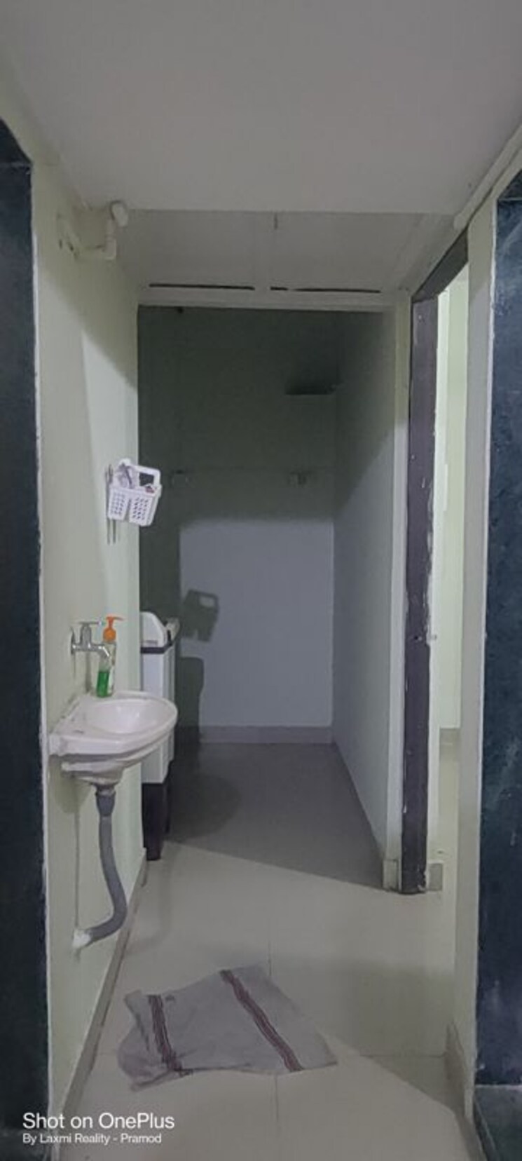 Bathroom, mahalaxmi-chs-worli 1 Bedroom 550 Sq.Ft. Apartment In Worli Mumbai 9733611