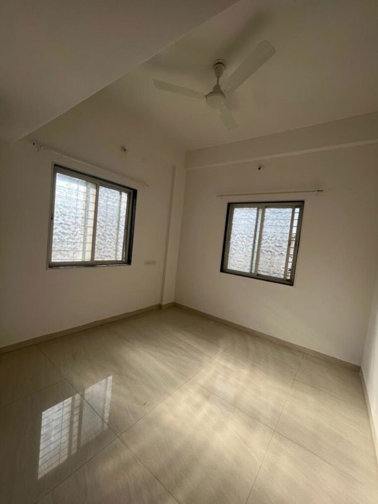 Room, wadgaon sheri 1 Bedroom 588 Sq.Ft. Apartment In Wadgaon Sheri Pune 9733642